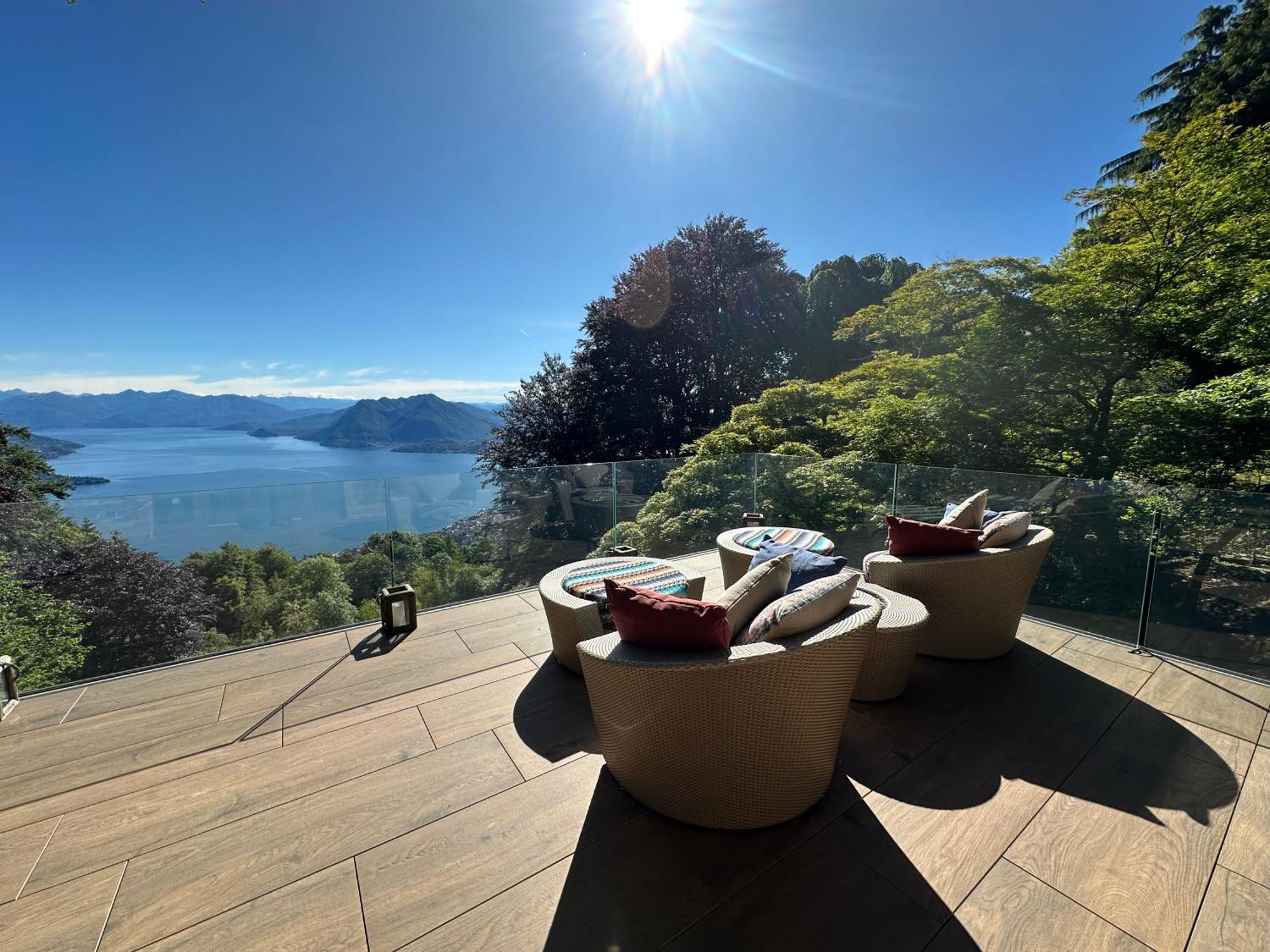 Private Luxury Spa & Silence Retreat With Spectacular View Over The Lake Maggiore Stresa Exterior photo
