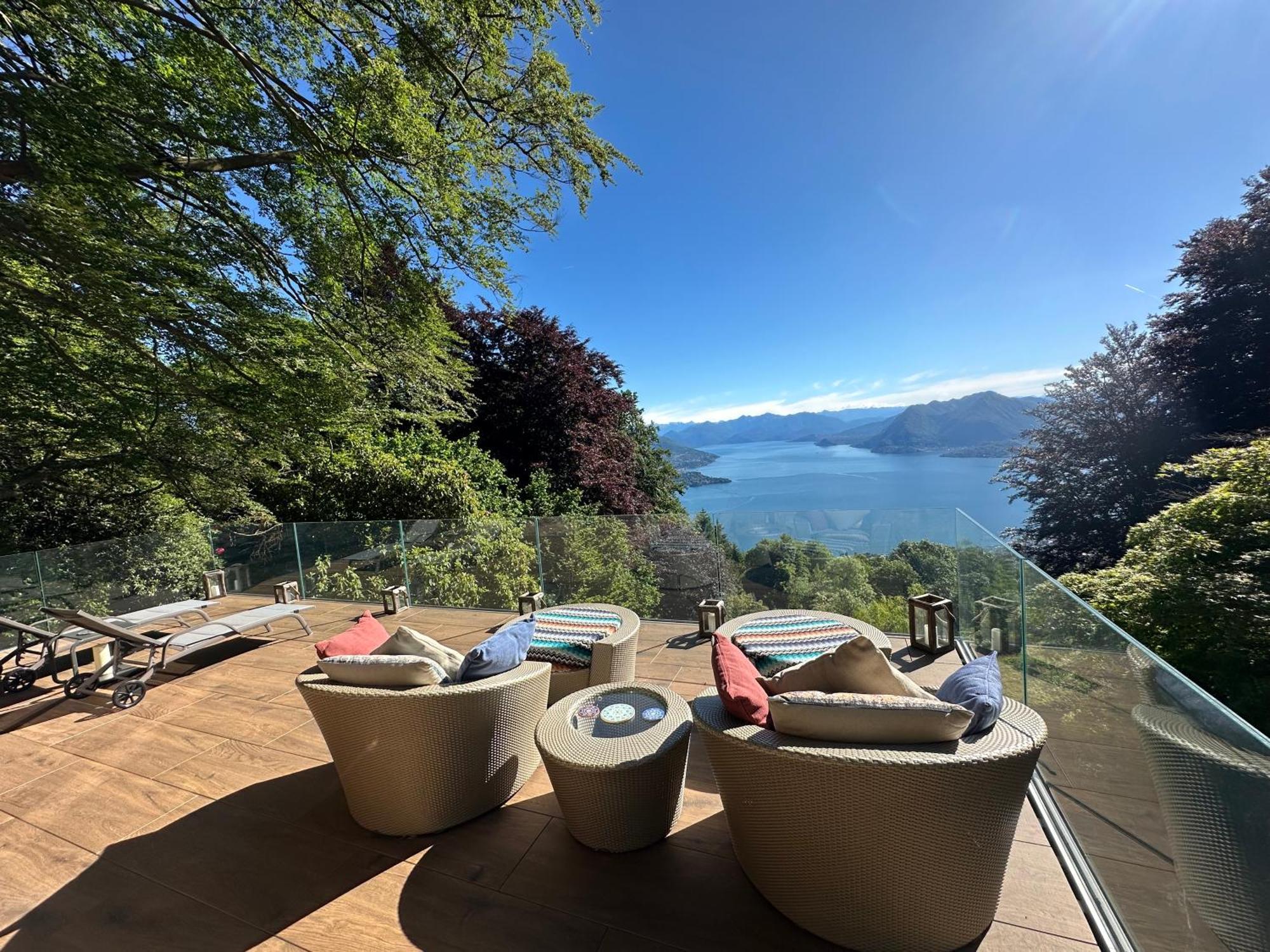 Private Luxury Spa & Silence Retreat With Spectacular View Over The Lake Maggiore Stresa Exterior photo
